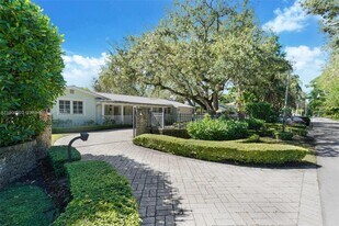 4920 SW 76th St in Miami, FL - Building Photo