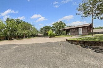 2530 East US Hwy 377 in Granbury, TX - Building Photo - Building Photo