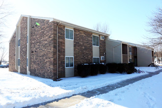 Carlisle Park II Apartments in Carlisle, IA - Foto de edificio - Building Photo