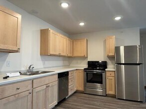 Twin Village Estates in Campbellsport, WI - Foto de edificio - Building Photo