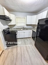 10703 Pintail Pl in Jonesboro, GA - Foto de edificio - Building Photo