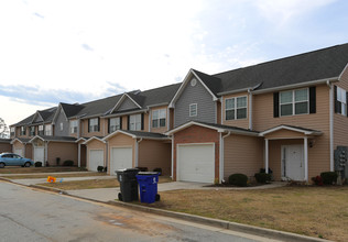 Bedrock Townhomes in Temple, GA - Building Photo - Building Photo