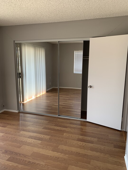 3350 Drew St in Los Angeles, CA - Building Photo