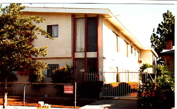 1248 Tamarind Ave in Los Angeles, CA - Building Photo - Building Photo