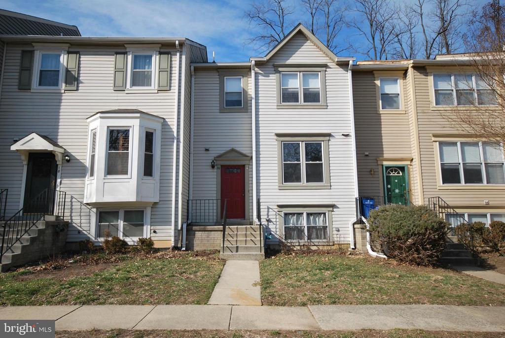 20 Kinsman View Cir in Silver Spring, MD - Building Photo