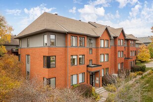 775 32E Av in Montréal, QC - Building Photo
