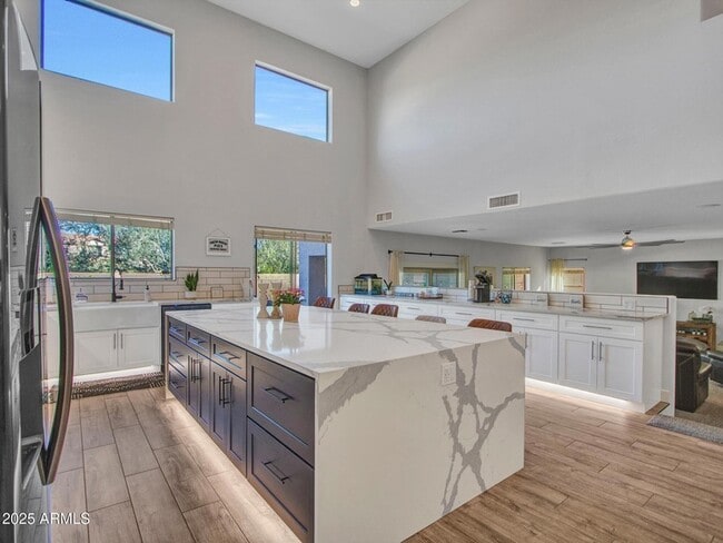 property at 4326 W Kenai Dr