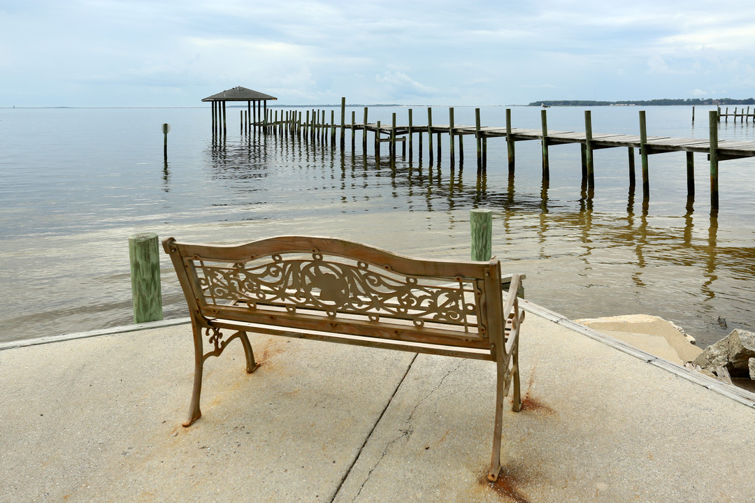 Landmark Condominiums in Panama City, FL - Building Photo