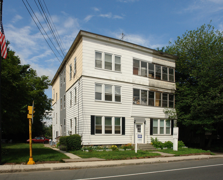 603 Grattan St in Chicopee, MA - Foto de edificio