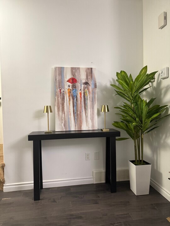 110 105th St W in Saskatoon, SK - Building Photo