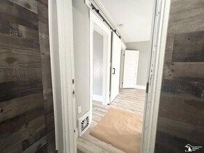 240 Ford Ave in Wyandotte, MI - Building Photo - Building Photo