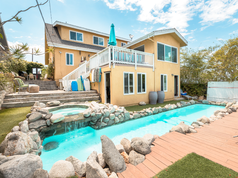 416 Virginia St, Unit ROOMS in El Segundo, CA - Building Photo