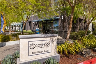 Cadence Apartments in Hayward, CA - Foto de edificio - Building Photo