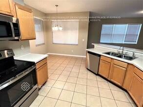 1869 Nature Cove Ln in Clermont, FL - Building Photo - Building Photo