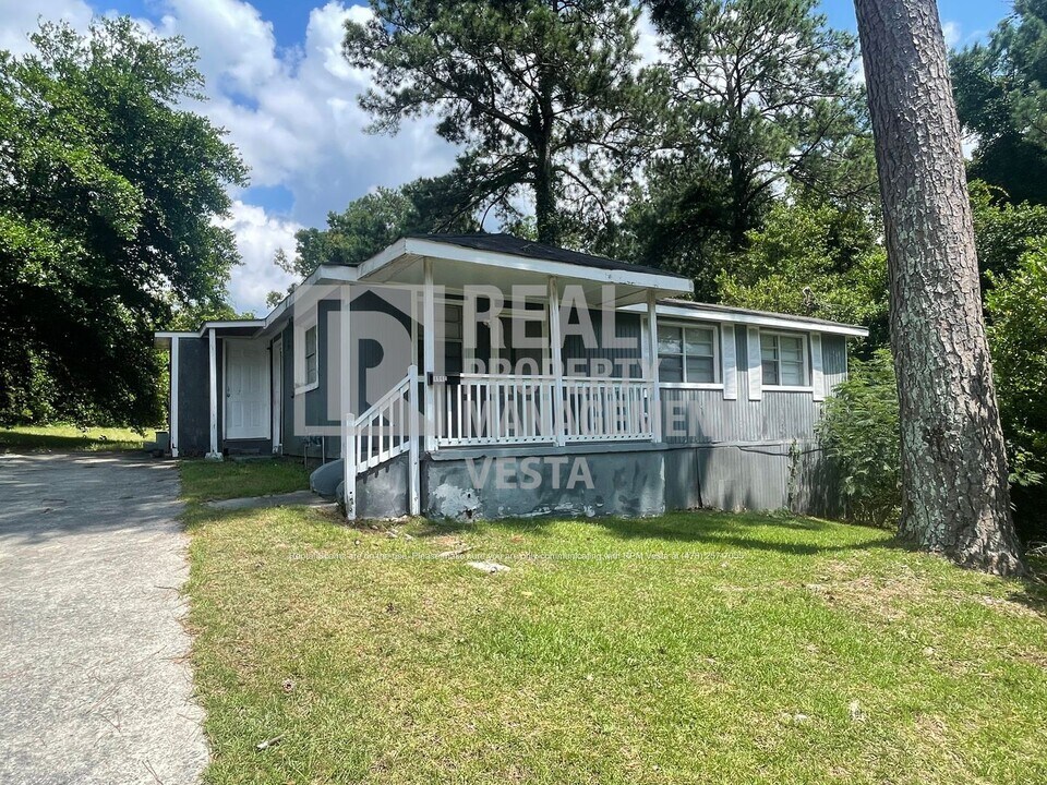 4940 Faubus Ave in Macon, GA - Building Photo