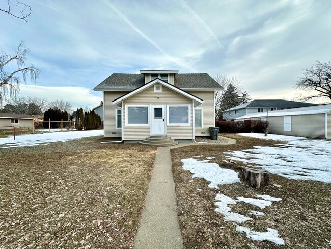 610 S Pine St in Ellensburg, WA - Building Photo - Building Photo