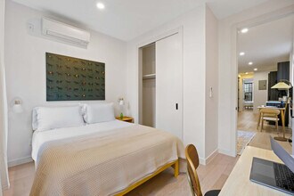 311 Eckford St in Brooklyn, NY - Foto de edificio - Building Photo