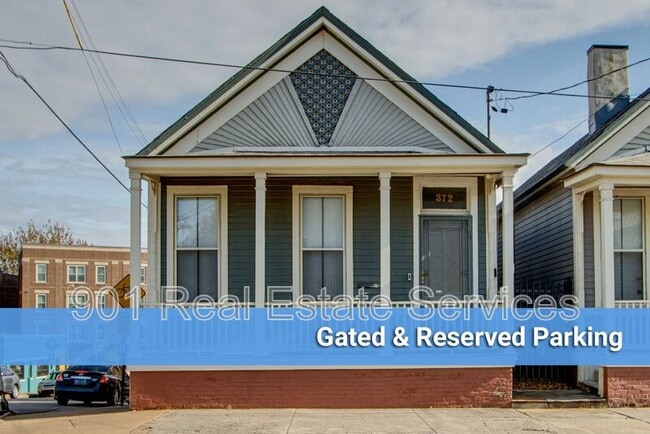 property at 372 Mulberry St