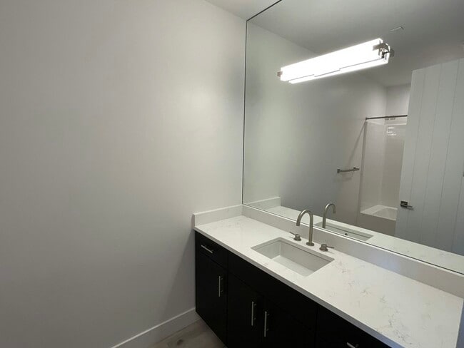 2051 Cross St in Carbondale, CO - Building Photo - Building Photo