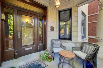 6542 N Newgard Ave in Chicago, IL - Building Photo - Building Photo