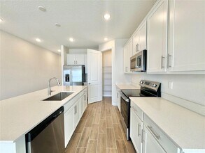 824 Griffon Ave in Lake Alfred, FL - Building Photo - Building Photo