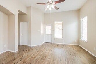 9414 Elliotts Ct in Conroe, TX - Building Photo - Building Photo