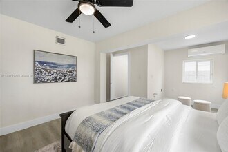 1232 NW 32nd Pl in Miami, FL - Building Photo - Building Photo