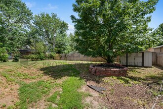 7315 W Galoway in Wichita, KS - Building Photo - Building Photo