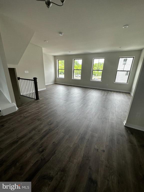 13805 Tayberry Way in Herndon, VA - Building Photo - Building Photo