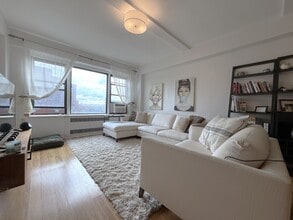 99-21 67th Rd in Queens, NY - Building Photo - Building Photo