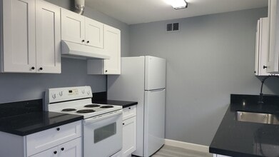 3240 N Michael Way in Las Vegas, NV - Building Photo - Building Photo