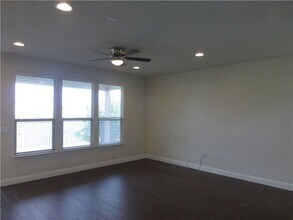 10503 Turnbull Loop in Austin, TX - Building Photo - Building Photo