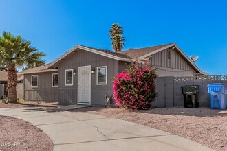 14009 N 49th Ave in Glendale, AZ - Building Photo - Building Photo
