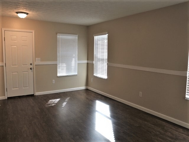 7436 Maple Twig Ave in Canal Winchester, OH - Building Photo - Building Photo