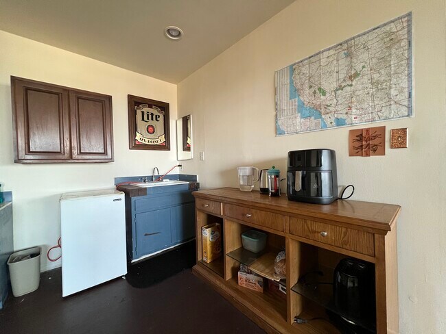 24723 Via Valmonte in Torrance, CA - Building Photo - Building Photo