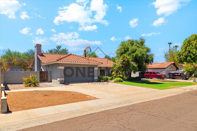 8134 S Jentilly Ln in Tempe, AZ - Building Photo - Building Photo