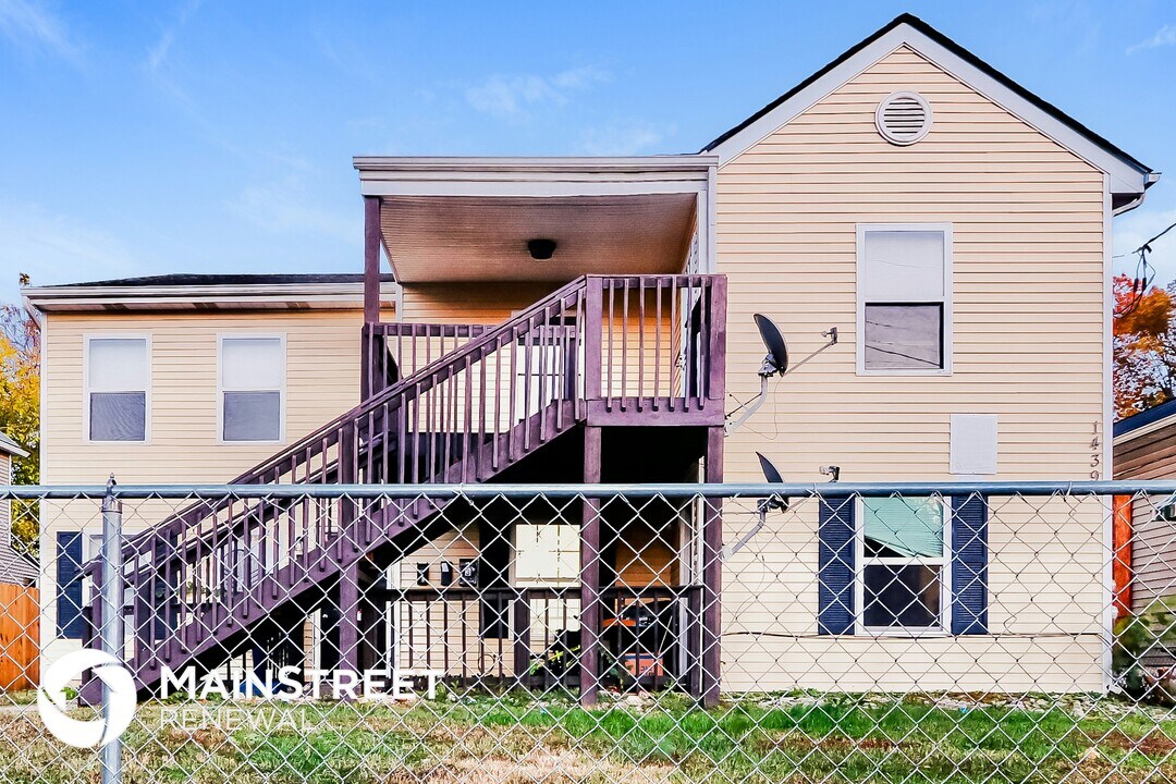 1439 Beech St in Louisville, KY - Building Photo