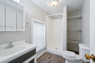 2509 Olive St in Cedar Falls, IA - Building Photo - Building Photo