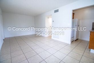 1727 Liberty St in Hollywood, FL - Building Photo - Building Photo