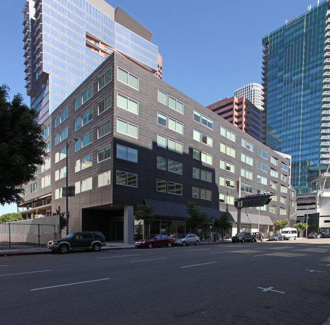 Concerto Lofts in Los Angeles, CA - Foto de edificio - Building Photo