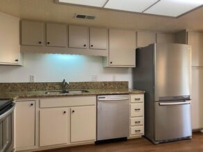 807 Country Club Dr SE in Rio Rancho, NM - Building Photo - Building Photo