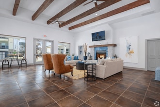 Azul Apartment Homes in San Antonio, TX - Building Photo - Building Photo