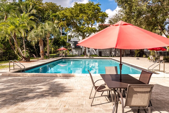 The Palms At Forest Hills - 2930 Forest Hills Blvd. in Coral Springs, FL - Building Photo - Building Photo