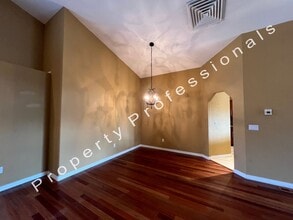 520 Birch Ct in Rifle, CO - Building Photo - Building Photo