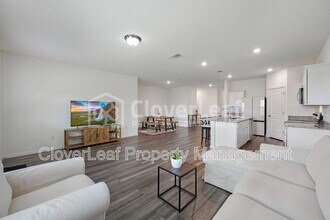 368 Wren Ln in Kyle, TX - Building Photo - Building Photo