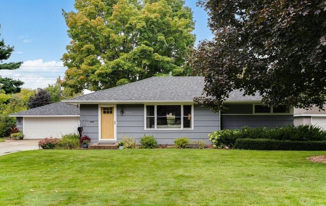 property at 9924 Columbus Ave S