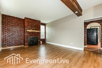 446 N School St in Pittsburgh, PA - Building Photo - Building Photo