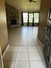 20019 Rustlewood Dr in Humble, TX - Building Photo - Building Photo