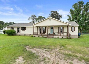 4747 Port Arthur Ave in Anacoco, LA - Building Photo