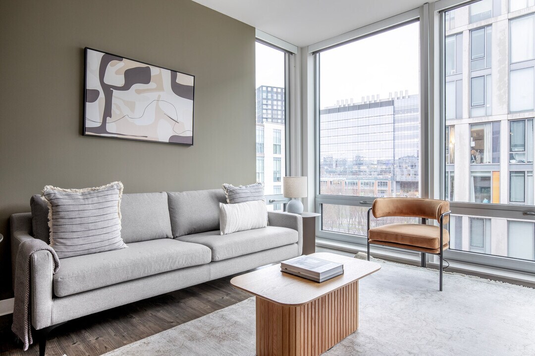 2 Leighton St in Cambridge, MA - Building Photo